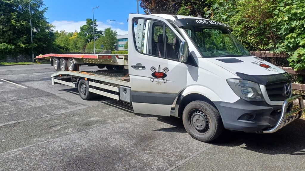 Breakdown recovery truck at Cullen Motor Garage”